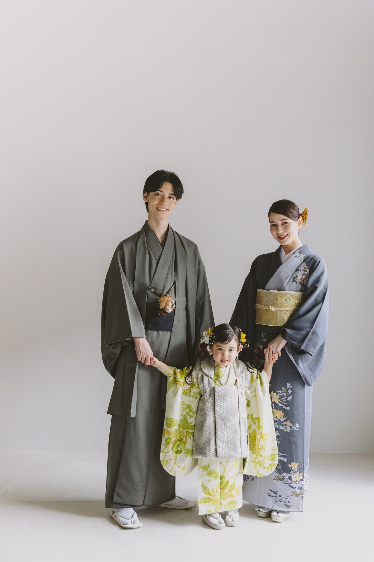 Family Plan プランの撮影風景 — 着物姿の代表ショット